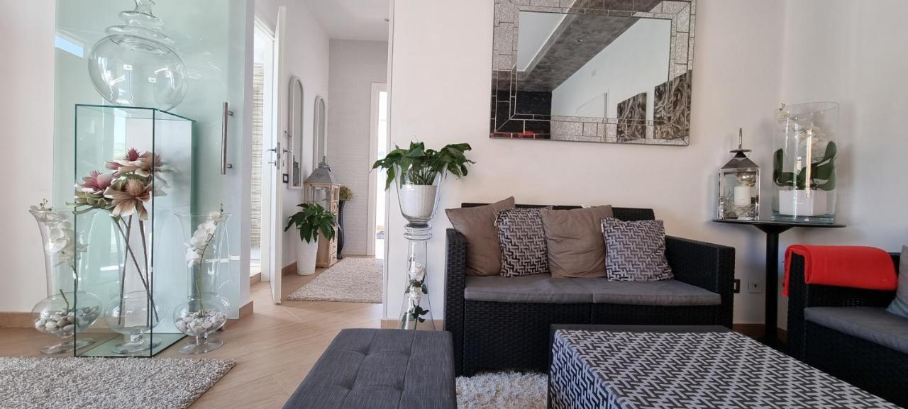 Lovely Apartment แบร์กาโม ภายนอก รูปภาพ