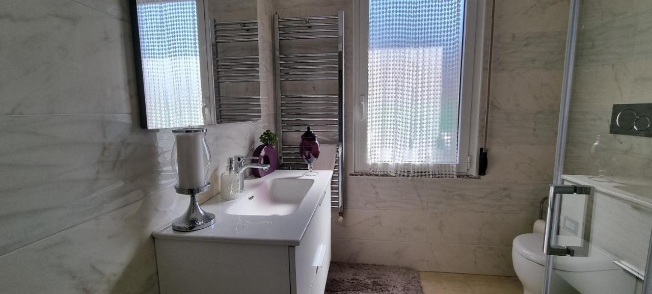 Lovely Apartment แบร์กาโม ภายนอก รูปภาพ